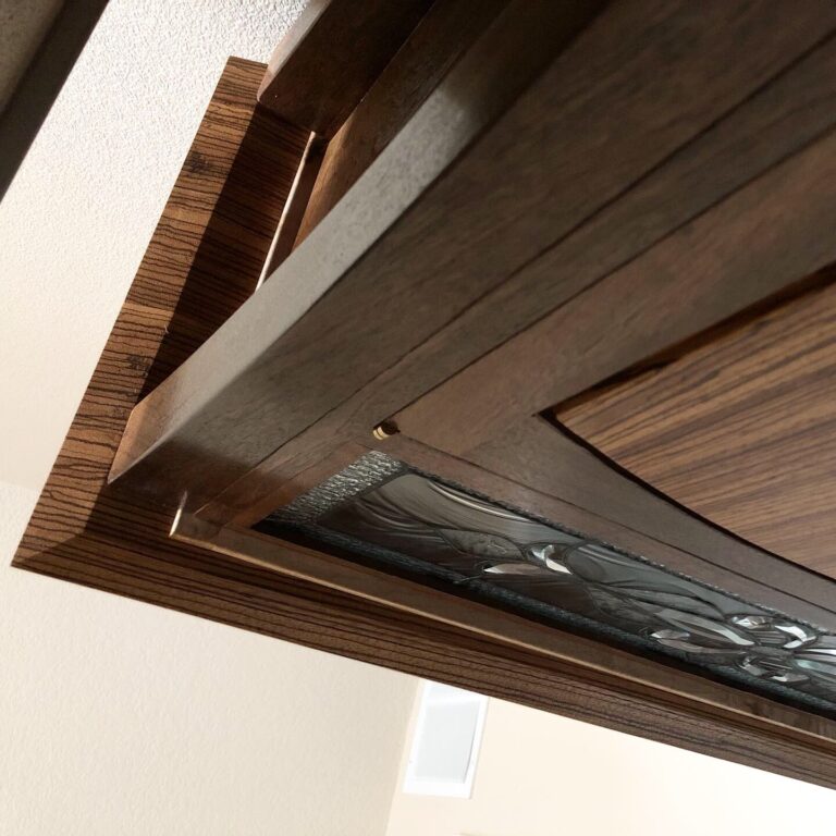 E5F860A6 1E52 45B3 8867 DEF15FB5205E 768x768