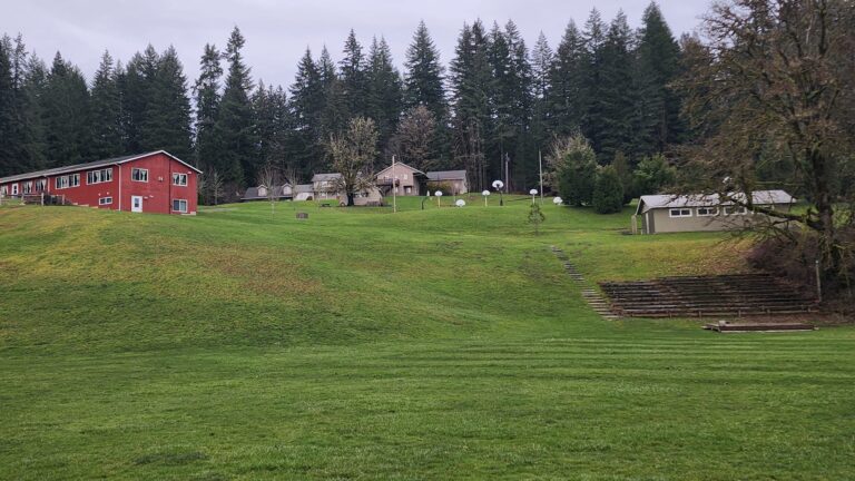 camp hoops Lodge 768x432