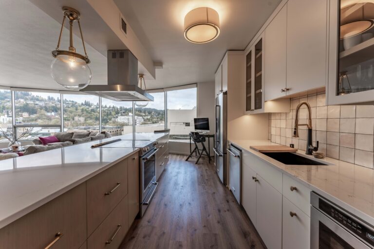 Downtown Condo 2023 13 768x512