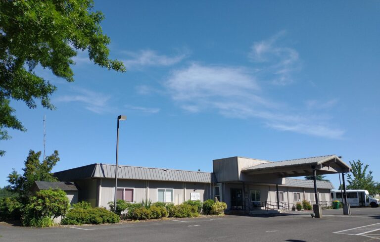 scappooseseniorcenter 1 768x489